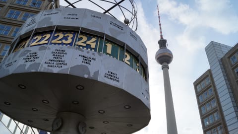 Behind The Iron Curtain: East Berlin with a History Expert in Berlin - f290f12f9c95a9e0d01895b0fdaf8b53