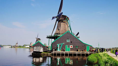 The Ultimate Zaanse-Schans Day Trip in Amsterdam - f92ec64758bbe2c9d346dce7a163605c