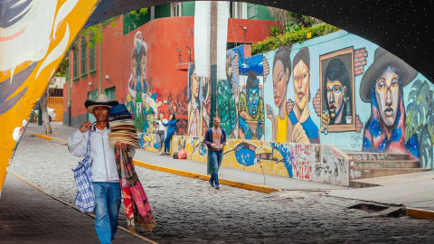 Lima Half-Day Highlights by Car with a Professional Guide  in Lima - fa4e55e6087aca6eb777525f4557e00a