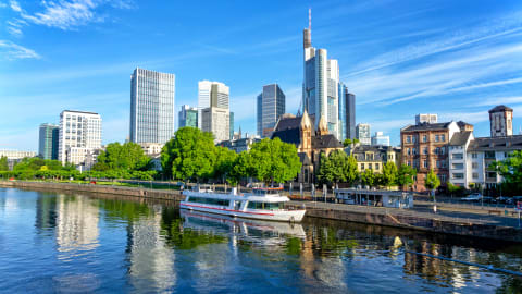 Full Coverage Frankfurt City Tour in Frankfurt - AdobeStock_283408447
