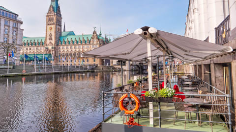 City Kickstart Tour: Hamburg in Hamburg - AdobeStock_204144028