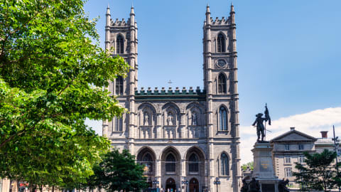 Highlights & Hidden Gems of Montreal in Montreal - AdobeStock_400207238