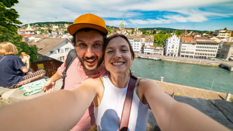Exclusive Full Coverage Zürich City Tour in Zürich - AdobeStock_444628193