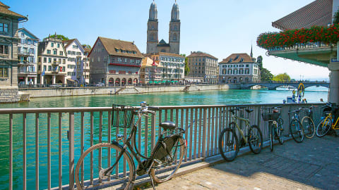 Exclusive Highlights of Zürich: Premier Bike Tour in Zürich - AdobeStock_92272324