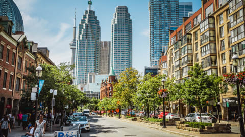 City Kickstart Tour: Toronto in Toronto - AdobeStock_228826082