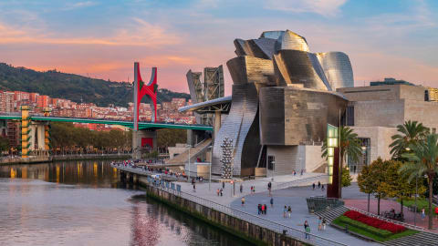 Best of Bilbao: Top Sights & Guggenheim by a Licensed Private Expert in Bilbao - Bilbao_HHG_Guggenheim
