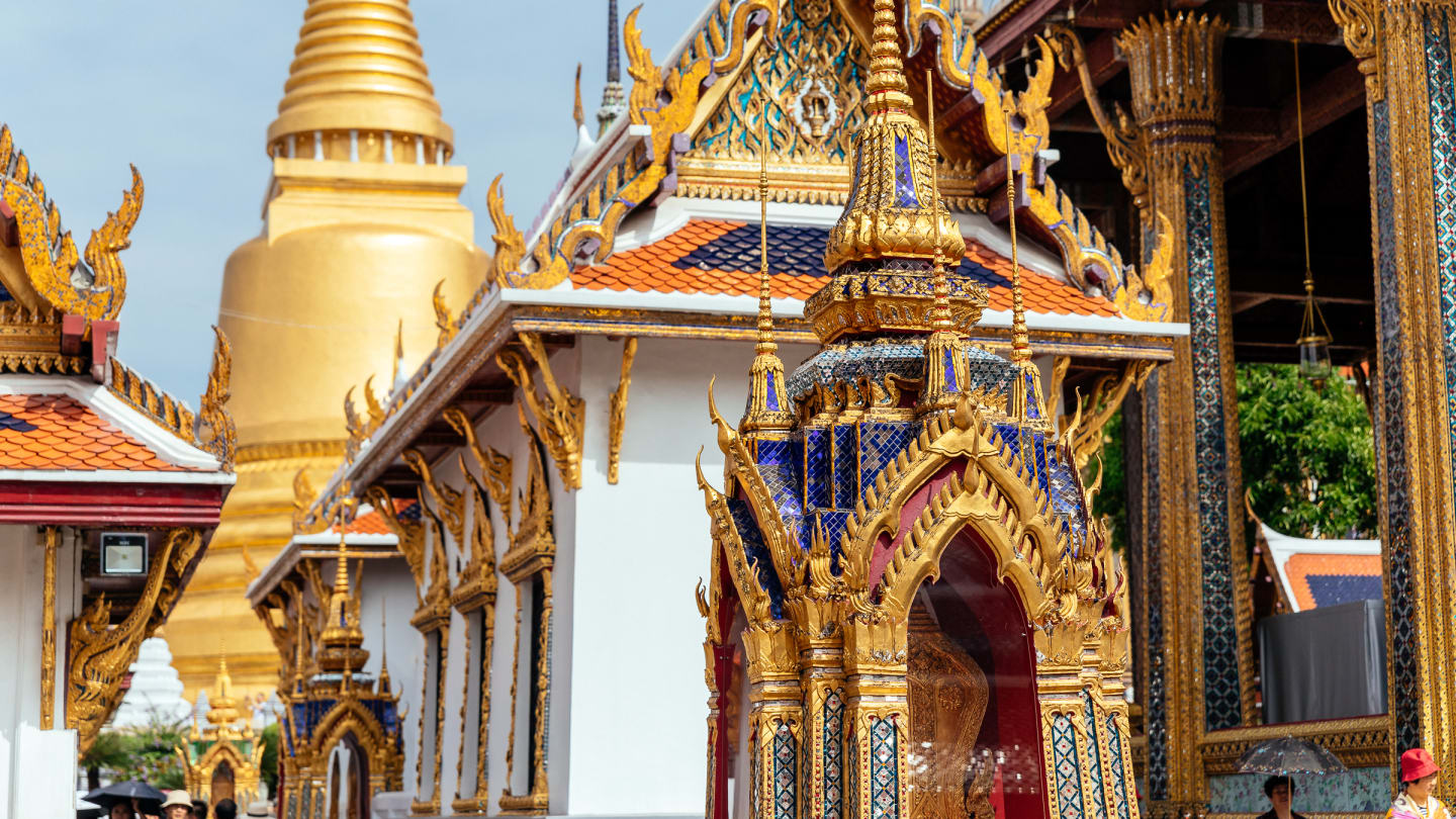 The Ultimate Grand Palace Day Trip - Withlocals
