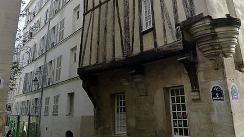 Paris in the Middle Ages Private Tour with a History Lover - Withlocals